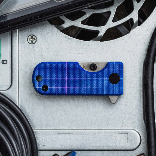 Day 1 - The Neon Grid Microblade