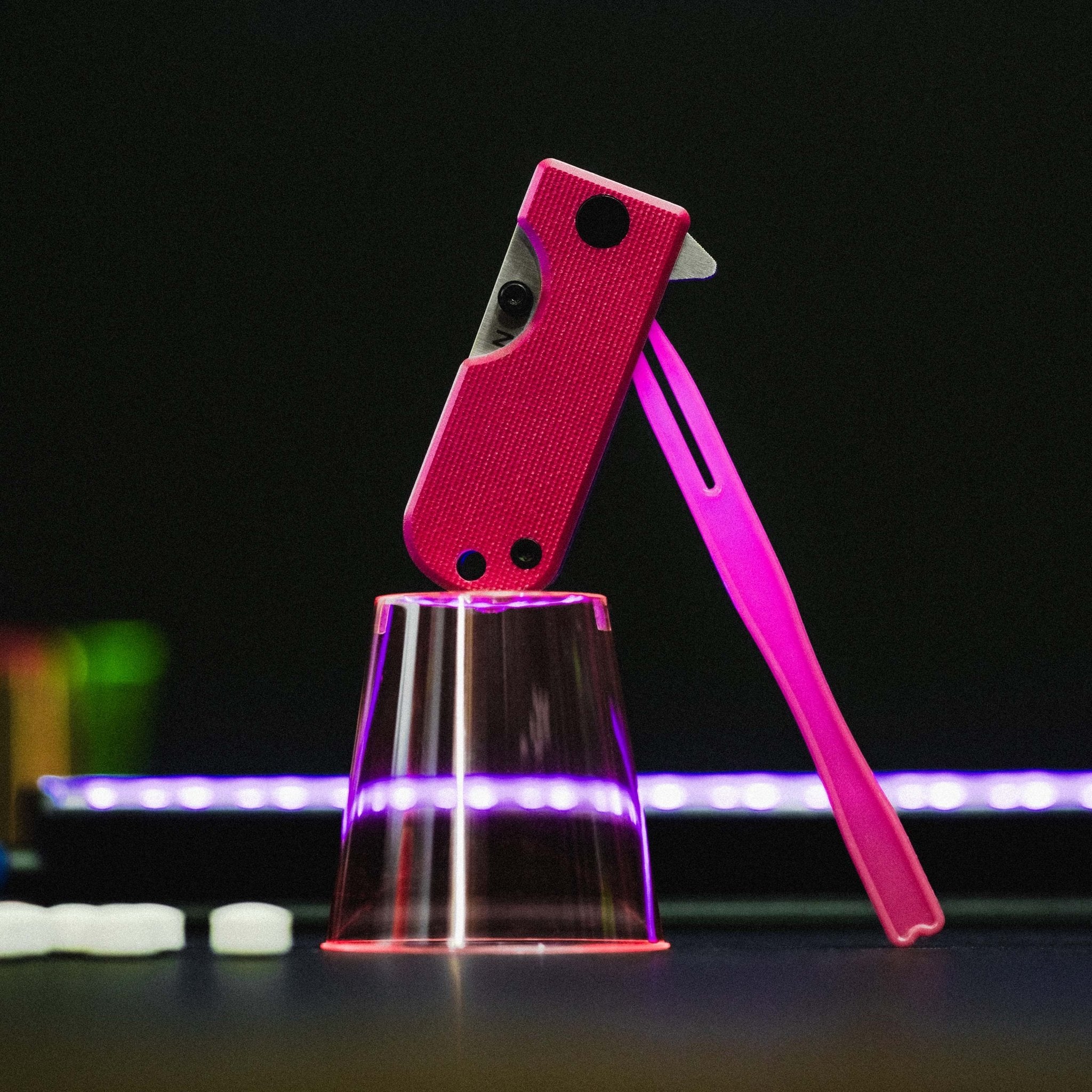 The Neon Pink Microblade | Keychain Pocket Knife | WESN WESN The Neon Pink Microblade | Keychain Pocket Knife | WESN WESN